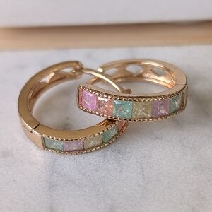 Elegant Gold Hoop Earrings with Multicolor Inlay